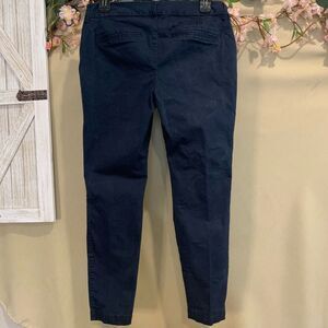 Old Navy | Navy Blue Khakis | Skinny Fit | Size 4 Short